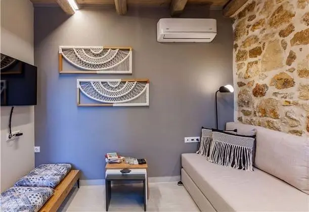 Family Sıra Ev, 1 Çift Kişilik Yatak ve Çekyat, Bahçeli (Comfy Townhouse Heraklion)