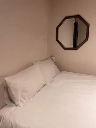 City Tek Büyük Yataklı Oda