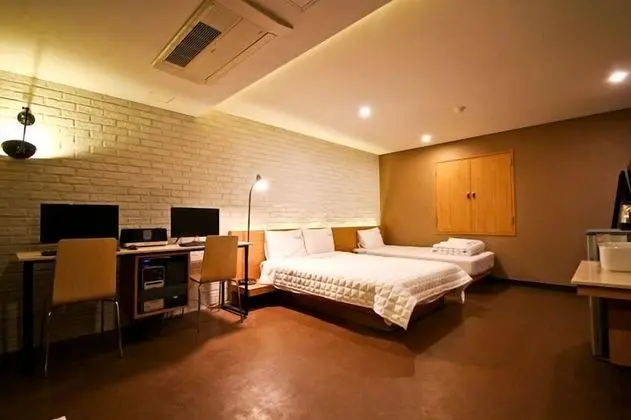 VIP Twin Room