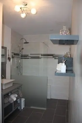 Classic Tek Büyük Yataklı Oda, 1 Yatak Odası, Sigara İçilmez, Özel Banyo