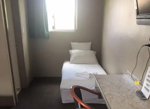Economy Tek Kişilik Oda, 1 Tek Kişilik Yatak, Sigara İçilmez, Ortak Banyo