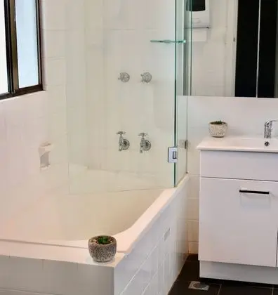 Standard Tek Büyük Yataklı Oda, Ortak Banyo