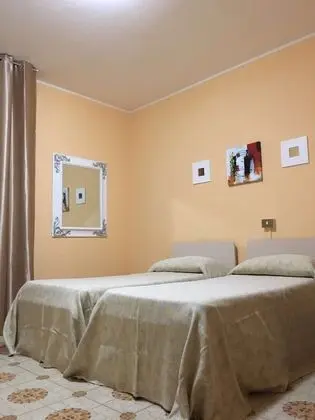 Standard Tek Büyük veya İki Ayrı Yataklı Oda
