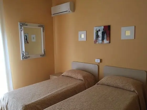 Standard Üç Kişilik Oda