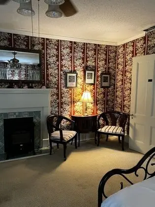 Standard Dört Kişilik Oda, Banyolu/Duşlu (Commodore Suite)