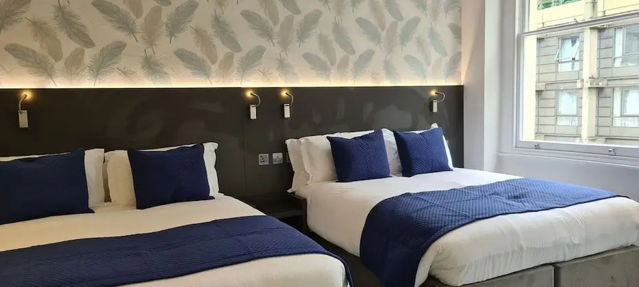 Deluxe Dört Kişilik Oda