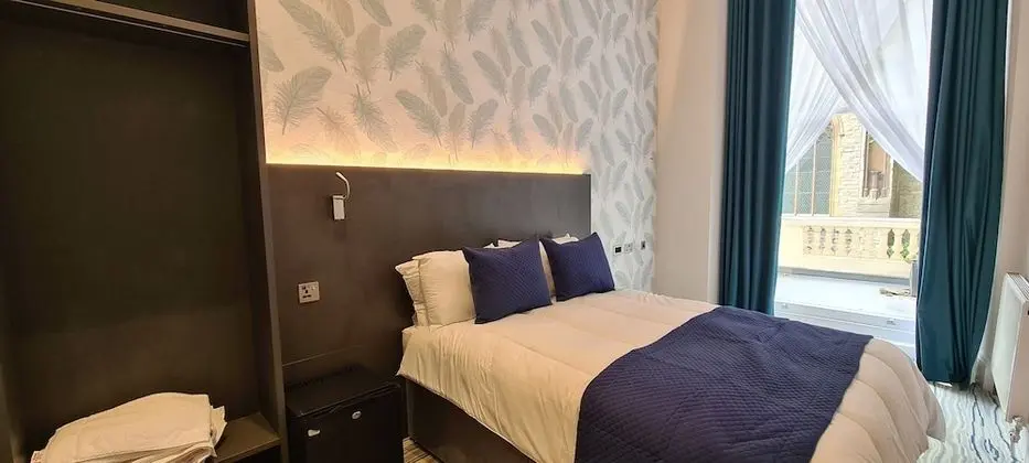 Executive Tek Büyük Yataklı Oda