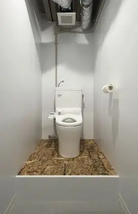 Ortak Ranzalı Oda, Karma Ranzalı Oda