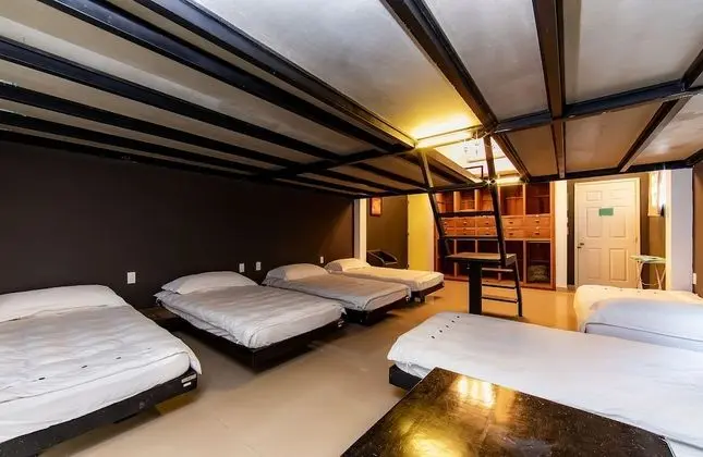 Deluxe Oda (Luxury Bed in Social Club 1)