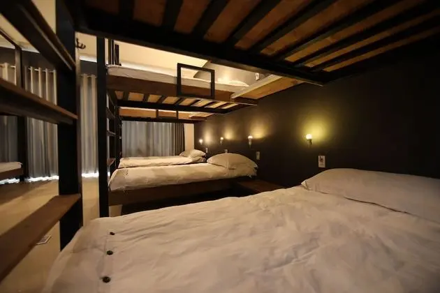 Deluxe Ortak Ranzalı Oda, Sadece kadınlar için (Luxury Bed in Social Club 2)