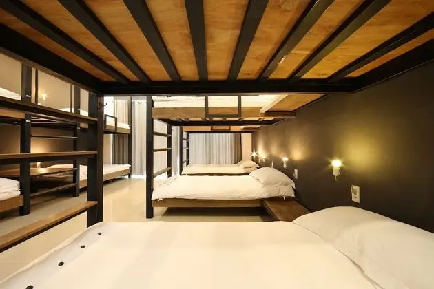 Deluxe Ortak Ranzalı Oda, Sadece kadınlar için (Luxury Bed in Social Club 2)
