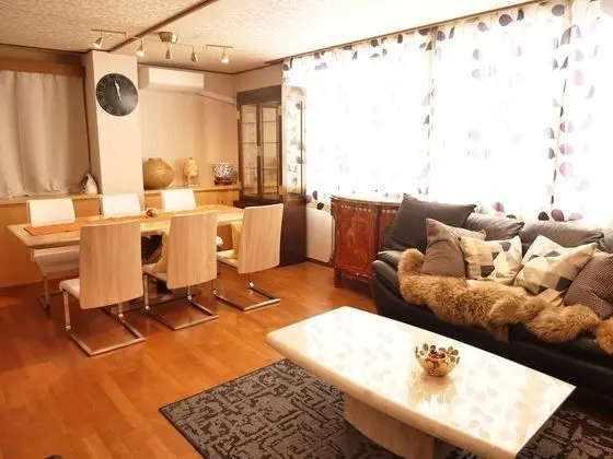 Oda (Large Room for 5 to 15 Guests)