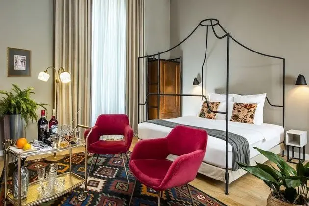 Luxury Süit (With Kitchenette)