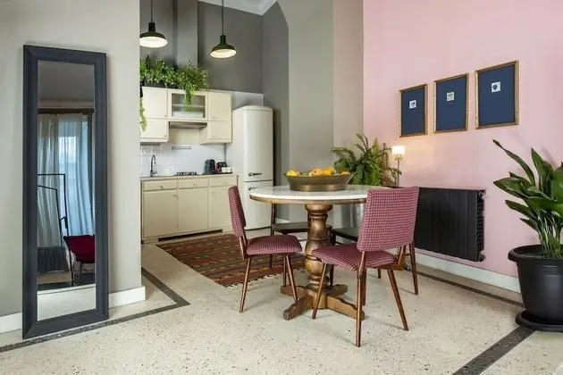 Luxury Süit (With Kitchenette)
