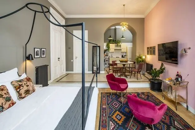 Luxury Süit (With Kitchenette)