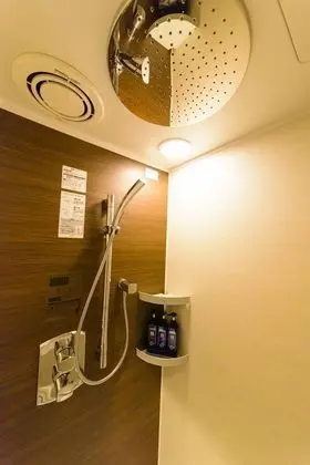 Oda (Partial Hollywood Twin 4 Single Beds)