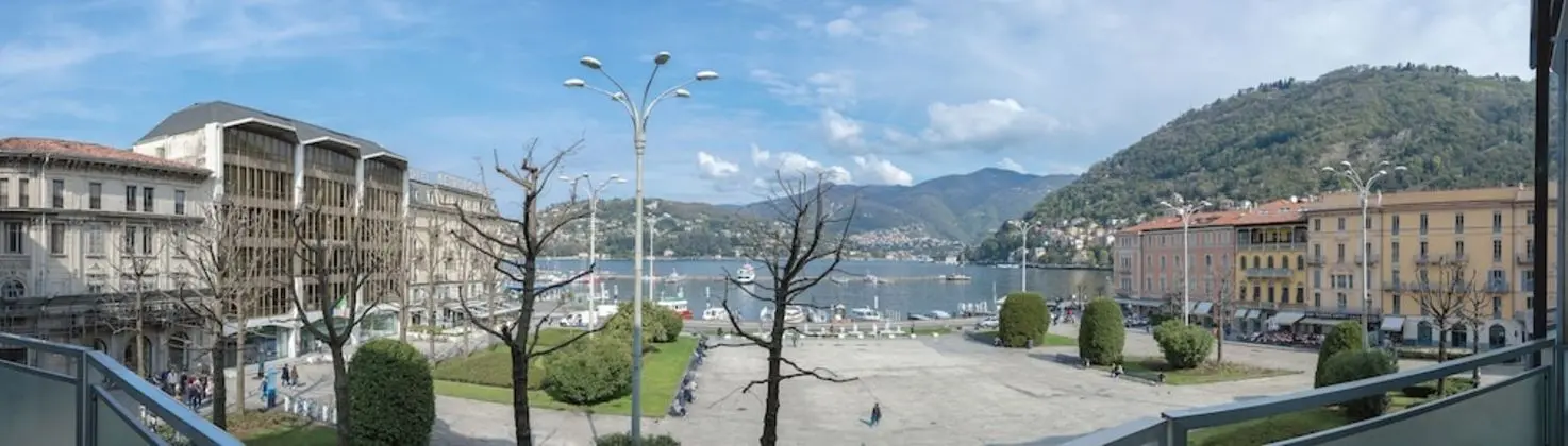 Luxury Apart Daire, Teras, Göl Manzaralı (Cavour)