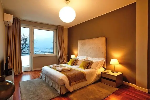 Luxury Apart Daire, Teras, Göl Manzaralı (Cavour)