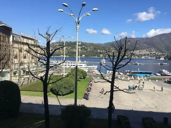 Luxury Apart Daire, Teras, Göl Manzaralı (Volta)