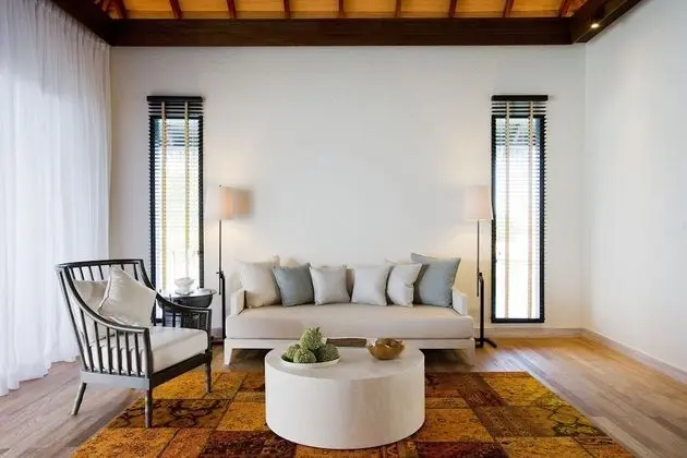 Villa (Beach)
