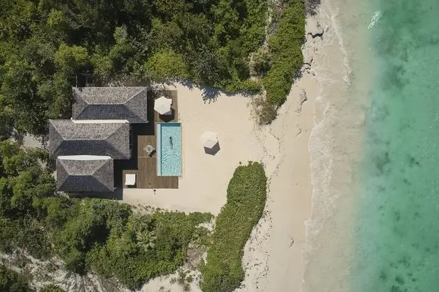 Family Ev (Beach House)