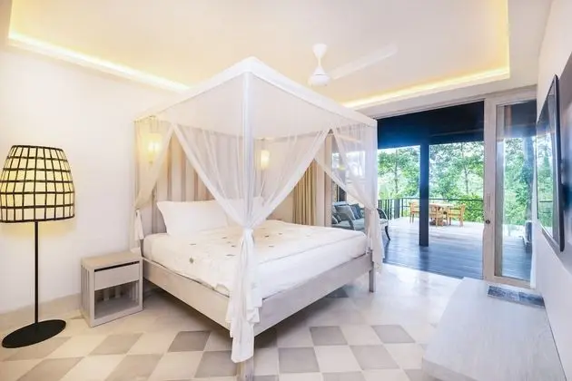 Villa (COMO)