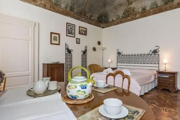 Romantic Tek Büyük Yataklı Oda, 1 Çift Kişilik Yatak