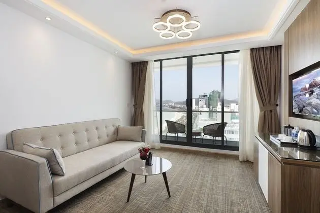 Grand Süit (Comodo)