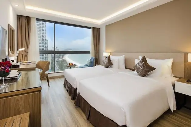 Premier Tek Büyük Yataklı Oda (Deluxe)