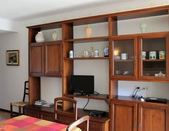 Apart Daire, 1 Yatak Odası, Teras, Göl Manzaralı