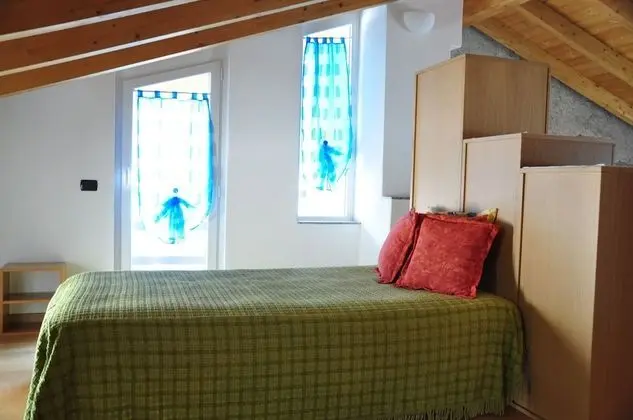 Apart Daire, 3 Yatak Odası, Teras, Göl Manzaralı