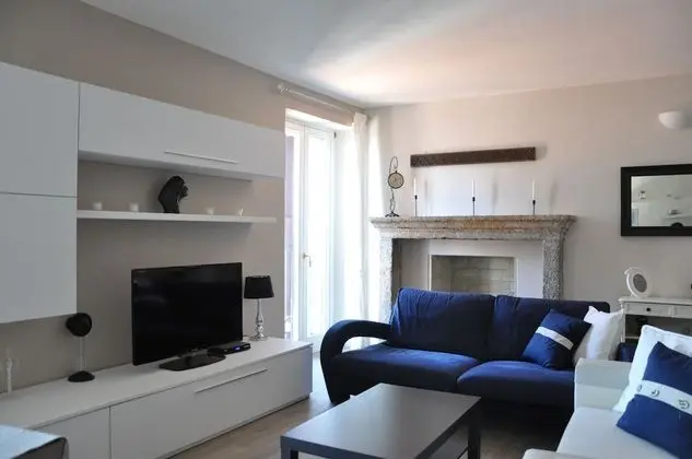 Apart Daire, 2 Yatak Odası, Göl Manzaralı