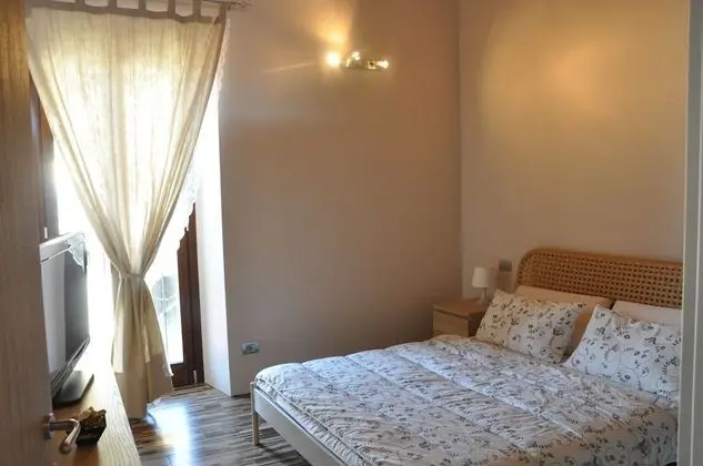 Apart Daire, 2 Yatak Odası, Göl Manzaralı