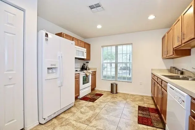 Apart Daire (5113 Compass Bay)
