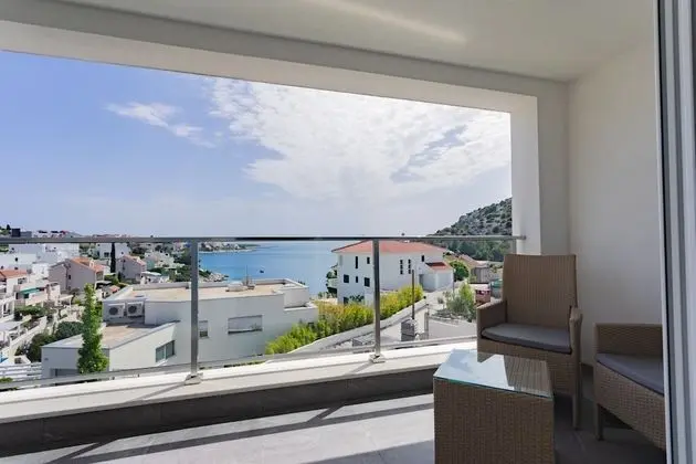 Luxury Villa, 4 Yatak Odası, Deniz Manzaralı, Denize Bakan