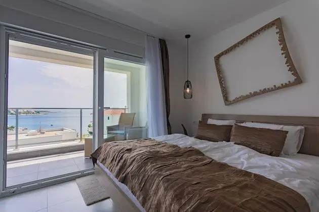 Luxury Villa, 4 Yatak Odası, Deniz Manzaralı, Denize Bakan