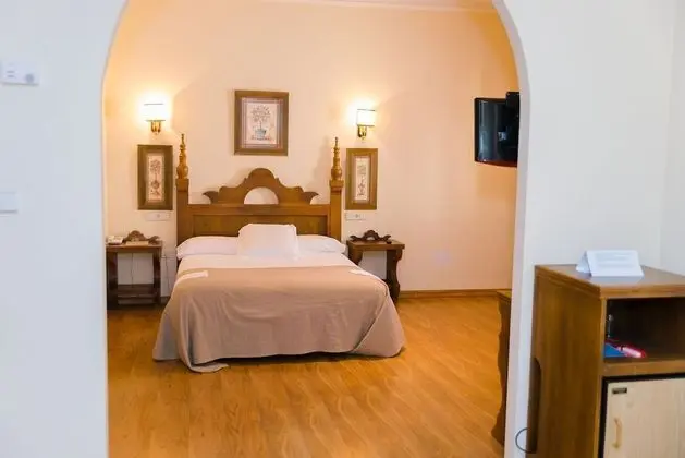 Superior Tek Büyük veya İki Ayrı Yataklı Oda