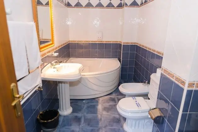 Superior Tek Büyük veya İki Ayrı Yataklı Oda