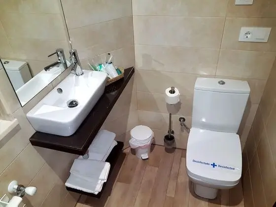 İki Ayrı Yataklı Oda, Dağ Manzaralı