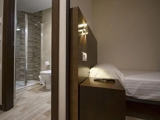 İki Ayrı Yataklı Oda, Dağ Manzaralı