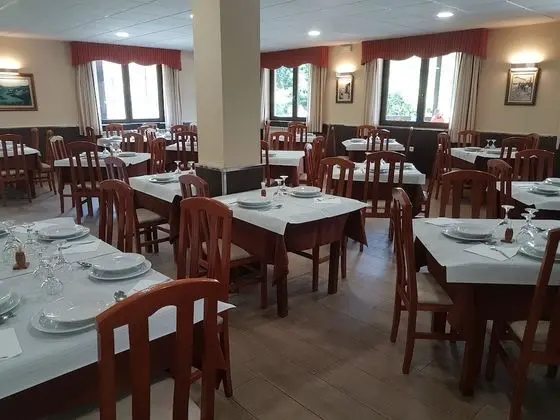 İki Ayrı Yataklı Oda, Dağ Manzaralı