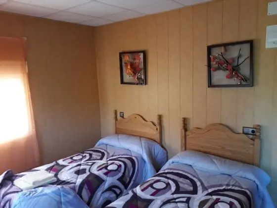 İki Ayrı Yataklı Oda, Dağ Manzaralı