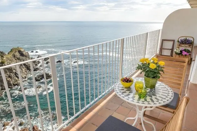Panoramic Apart Daire, Deniz Manzaralı