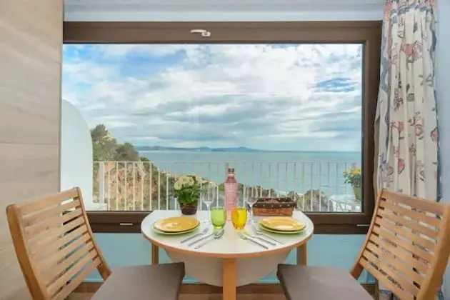 Panoramic Apart Daire, Deniz Manzaralı