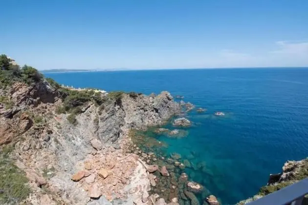 Panoramic Apart Daire, Deniz Manzaralı