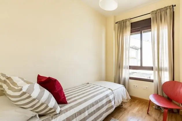 Ev, 2 Yatak Odası, Bahçe Manzaralı