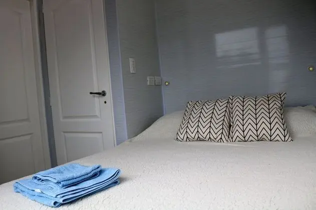 Panoramic Kulübe, Göl Kenarı