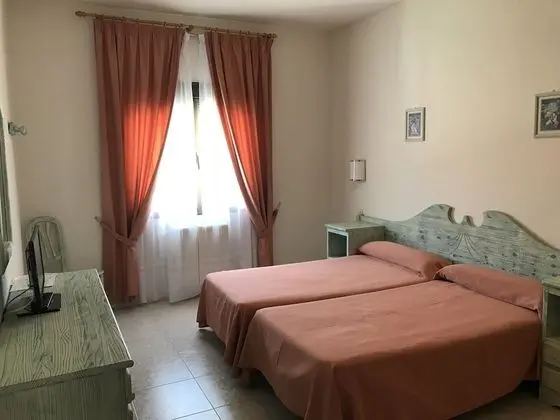 Standard Tek Büyük veya İki Ayrı Yataklı Oda