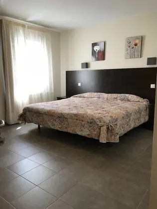 Superior Tek Büyük Yataklı Oda