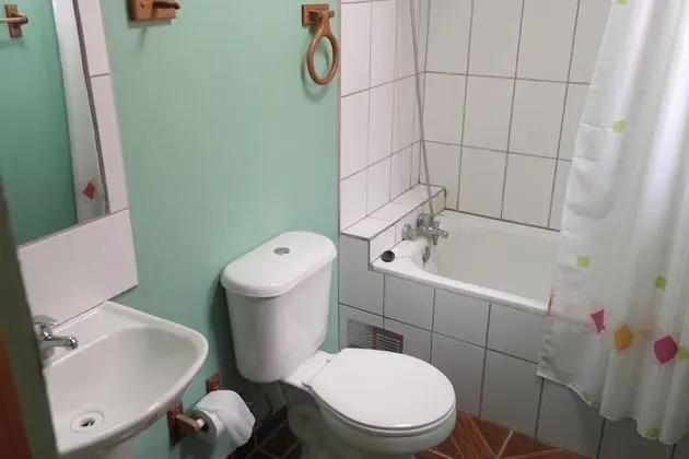 Tek Büyük Yataklı Oda, 1 Çift Kişilik Yatak
